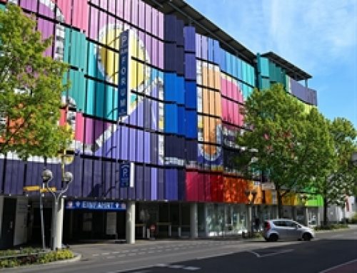 Ohne Schranken: Innenstadt-Parkhaus „Am Forum“ modernisiert